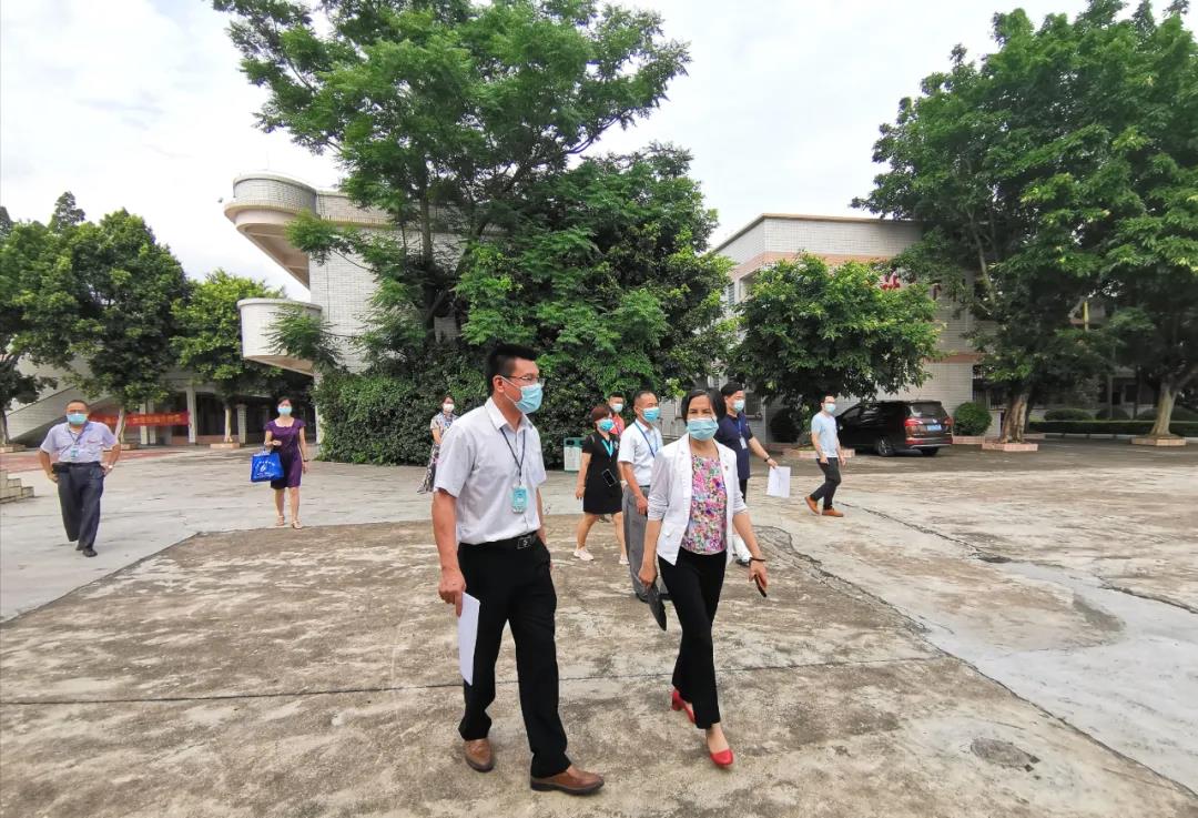 【关注】市人社局局长周燕一行到我校检查督导学生返校准备工作