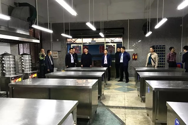 广东省供销社领导到我校指导工作